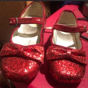 🍀Sparkly Red Ruby DressPlay Shoes like NEW! SZ 8
